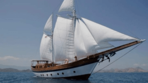 A Private Liveaboard Experience in Komodo National Park